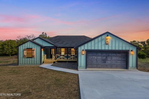 1293 Swan Pond Circle Rd, Harriman, TN, 37748-5112 | Card Image