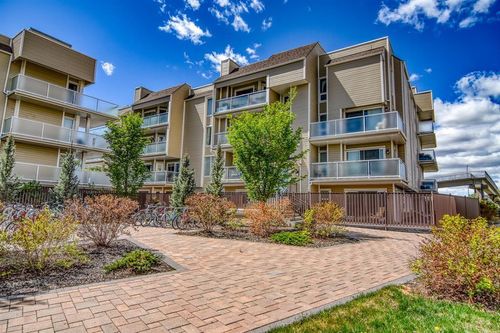 202-3727 42 St Nw, Calgary, AB, T3A2W3 | Card Image