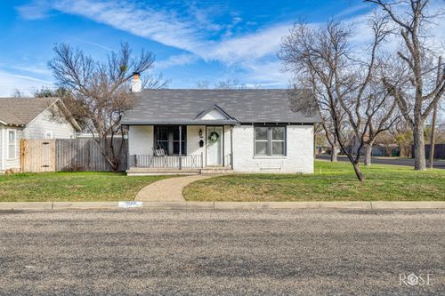 1528 S Park St, San Angelo, TX, 76901-4643 | Card Image