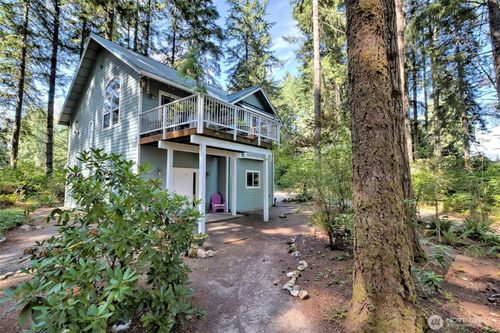 250 E Crest Ln, Grapeview, WA, 98546 | Card Image