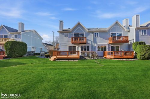 140 Kenyon Drive, Algonac, MI, 48001 | Card Image