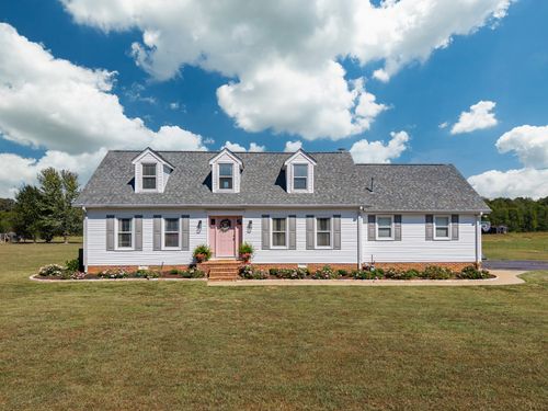 22 Jeans Rd, Fayetteville, TN, 37334-6672 | Card Image