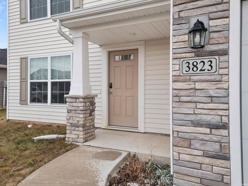 3823 Sun Stone Way, New Haven, IN, 46774-0119 | Card Image