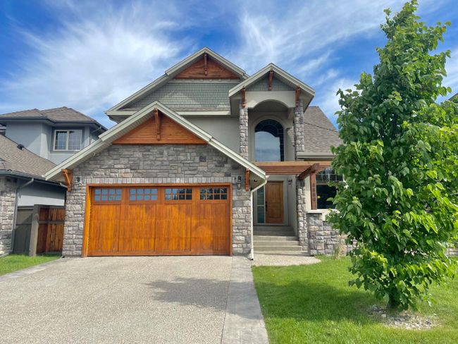 8866 60 Ave, House detached with 5 bedrooms, 3 bathrooms and 2 parking in Grande Prairie AB | Image 1