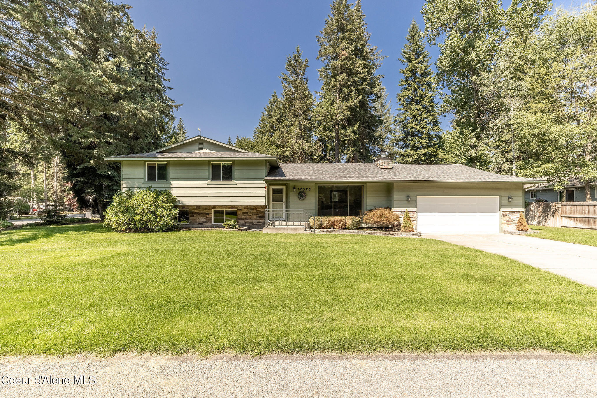 Diamond Dr, Hayden, ID 83835