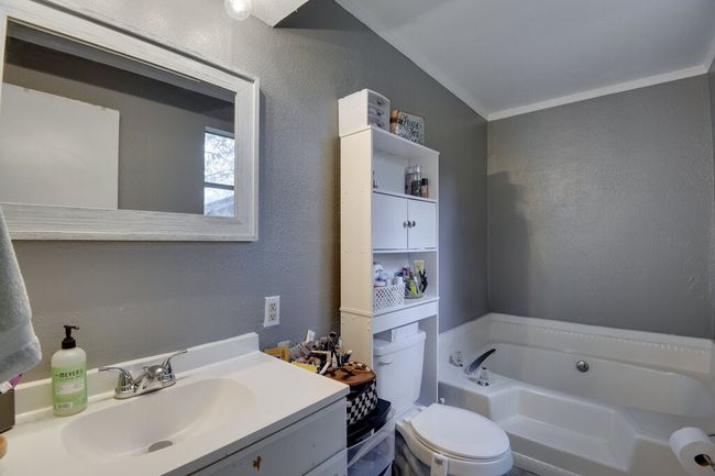 801 Cedarcrest Dr, House other with 3 bedrooms, 2 bathrooms and null parking in Tool TX | Image 17
