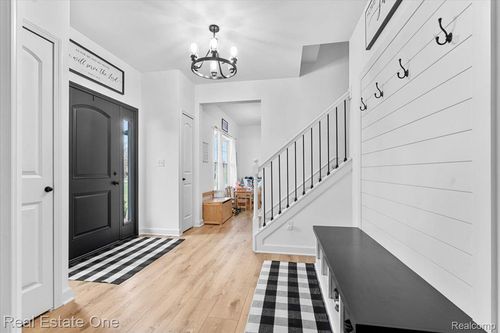 37141 Felt Rd, New Boston, MI, 48164-9652 | Card Image