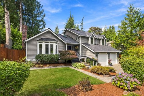 425 Jasmine Place Nw, Issaquah, WA, 98027 | Card Image