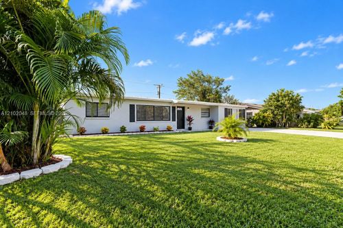 1108 Holland St, Melbourne, FL, 32935-2751 | Card Image