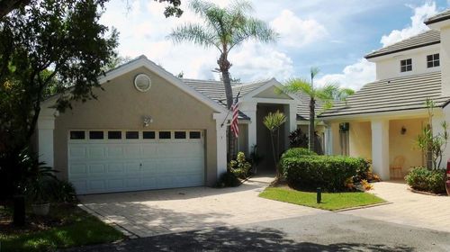 3 Commodore Pl, Palm Beach Gardens, FL, 33418-7196 | Card Image