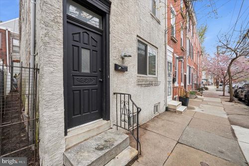 330 E Thompson St, PHILADELPHIA, PA, 19125-3222 | Card Image