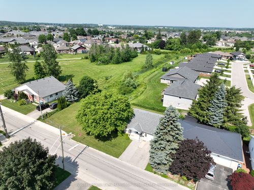 695 Reserve Ave S, Listowel, ON, N4W2L3 | Card Image