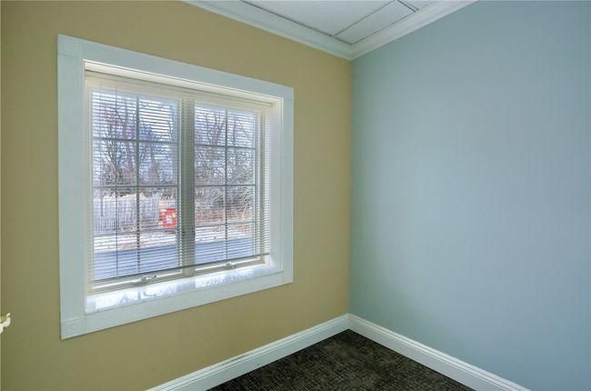 office 3 area | Image 17