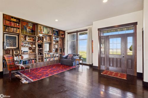 434 Highway 6, Grinnell, IA, 50112 | Card Image