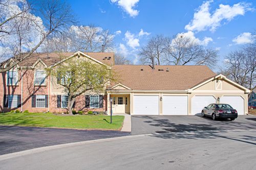 n1-136 Wolcott Ct, Schaumburg, IL, 60193-1676 | Card Image