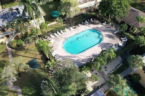 apt-321-5162 Ne 6th Ave, Fort Lauderdale, FL, 33334-3367 | Card Image