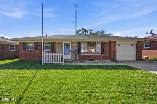 1037 Rosedale St, Maumee, OH, 43537-3241 | Card Image