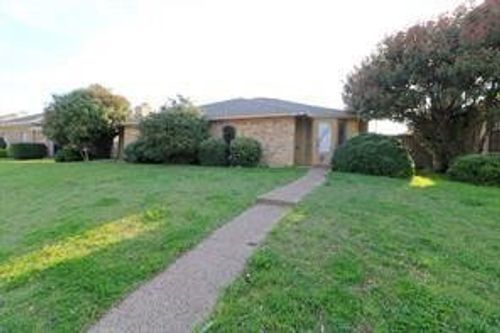 11914 Garden Terrace Dr, Dallas, TX, 75243-5042 | Card Image