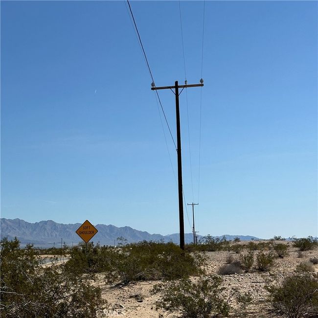 1234 Amboy Rd, Home with 0 bedrooms, 0 bathrooms and null parking in Twentynine Palms CA | Image 4