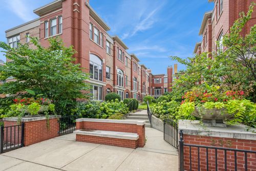 unit-c-235 S Marion St, Oak Park, IL, 60302-3176 | Card Image