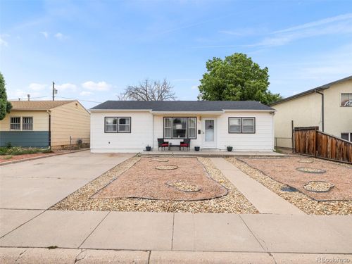 1705 Eden Ave, Pueblo, CO, 81005-2211 | Card Image