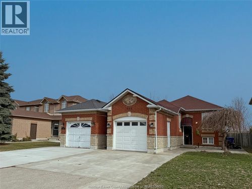 986 Lemonwood Cres, Windsor, ON, N9G2R7 | Card Image