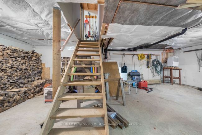 18 Meharg Dr, House other with 3 bedrooms, 2 bathrooms and 7 parking in Mckellar ON | Image 46