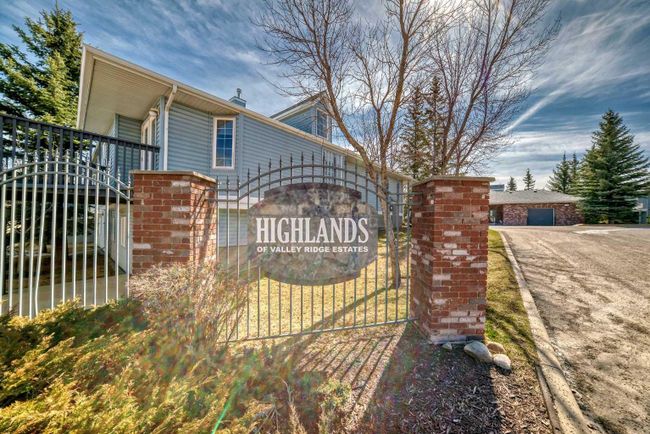90 Valley Ridge Heights Nw, Home with 2 bedrooms, 3 bathrooms and 4 parking in Calgary AB | Image 46