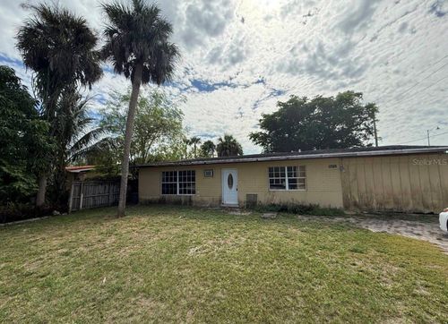 11526 Dean St, BONITA SPRINGS, FL, 34135-5917 | Card Image