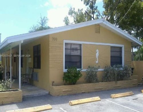 2-700 Ne 1st Ct, Hallandale Beach, FL, 33009 | Card Image