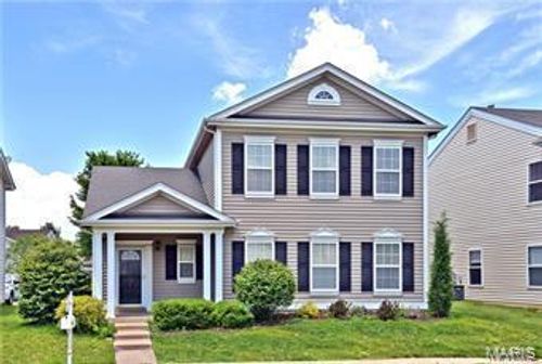 423 Covered Bridge Ln, O Fallon, MO, 63368-3992 | Card Image