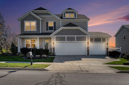 2551 Kerry Dr, Valparaiso, IN, 46383 | Card Image