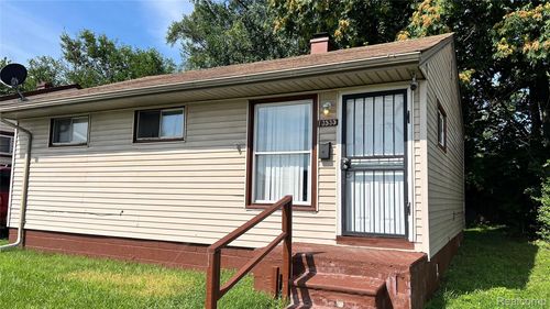 13535 Evergreen Rd, Detroit, MI, 48223-3440 | Card Image