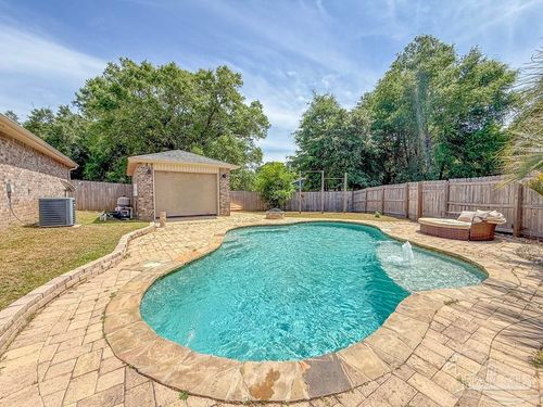 7010 Harvest Way, Milton, FL, 32570-3227 | Card Image