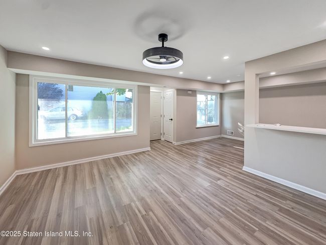 81 Selvin Loop | Image 6