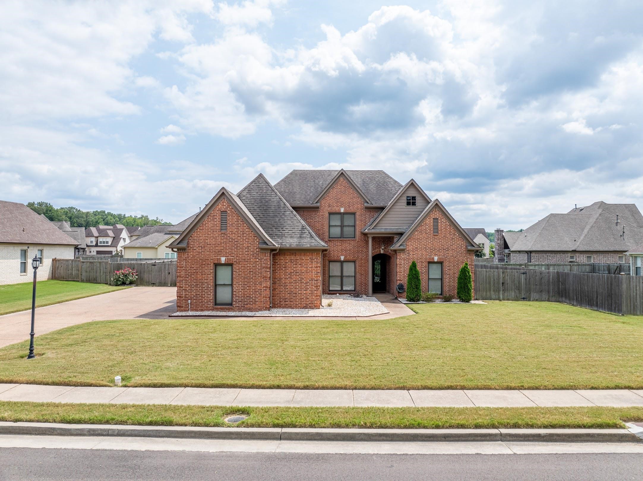 Woodland Vista Dr, Cordova, TN 38018