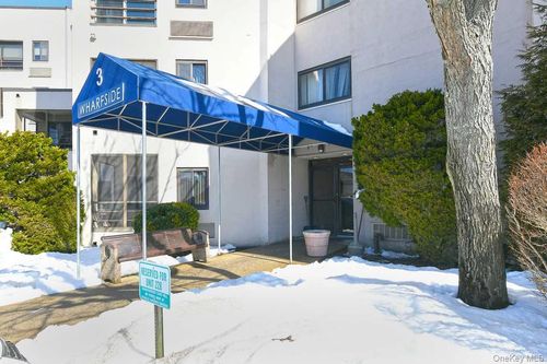 235-725 Miller Ave, Freeport, NY, 11520-6354 | Card Image