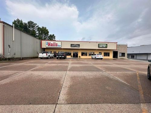 2500 Mcrae St Street, Leesville, LA, 71446 | Card Image