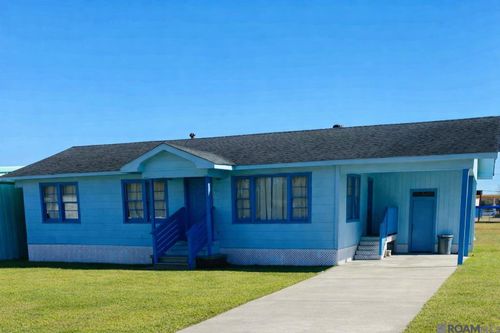 1018 S Mire Ave, Gonzales, LA, 70737-3904 | Card Image