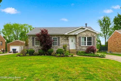 9511 Cooper Chase Ct, Louisville, KY, 40229 | Card Image