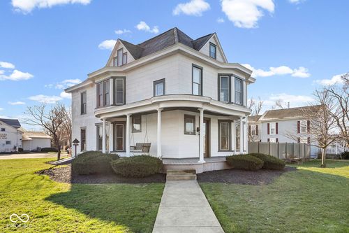 400 S Prairie St, Brookston, IN, 47923-8150 | Card Image