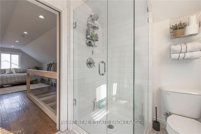 432 Forest Lawn Ave, House other with 3 bedrooms, 0 bathrooms and 5 parking in London ON | Image 27
