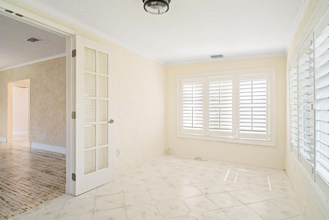 813 Avon Rd, House other with 4 bedrooms, 2 bathrooms and null parking in West Palm Beach FL | Image 4