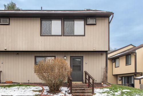 908 Chelsea Cv S, Hopewell Junction, NY, 12533-6908 | Card Image