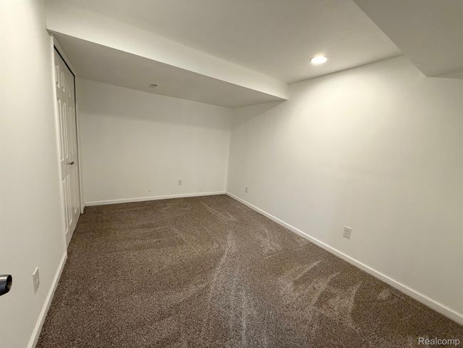 5th Bedroom in Basement | Image 48