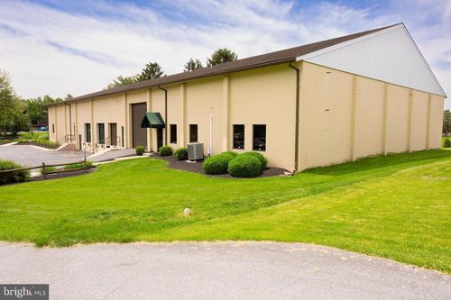 101-1842 William Penn Way, LANCASTER, PA, 17601-6714 | Card Image