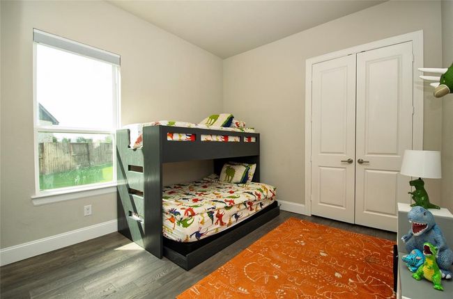 Second bedroom with large closet. | Image 24
