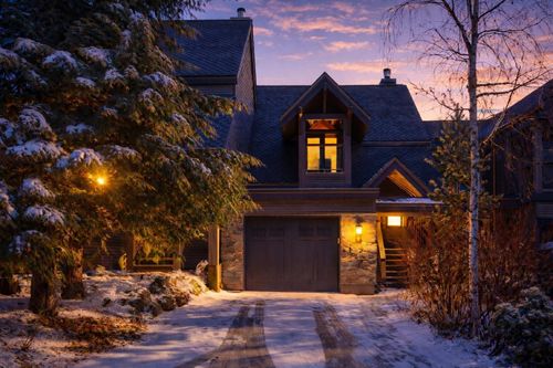 26-4705 Glacier Dr, Whistler, BC, V0N1B0 | Card Image