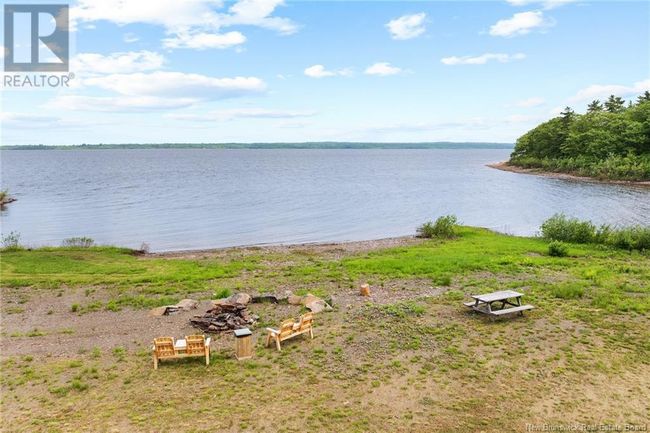 466 Cumberland Point Rd, Home with 4 bedrooms, 2 bathrooms and null parking in Cumberland Bay NB | Image 43