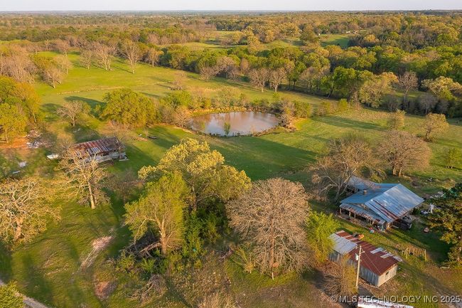 10548 S Highway 109 A, House other with 2 bedrooms, 1 bathrooms and null parking in Lane OK | Image 10